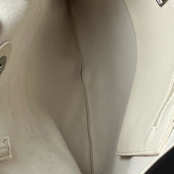 Miniso Limited Edition Moomins Pleather Beige Tote Bag - Picture 7 of 12